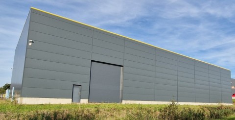 Vente Bâtiment industriel de 1000 m2 dans une zone industrielle, à Plouisy (22200)