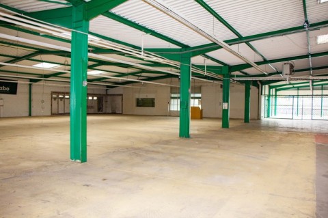 Vente Bureaux / Locaux professionnels, 1800 m2 dans le Tarn (81) en France
