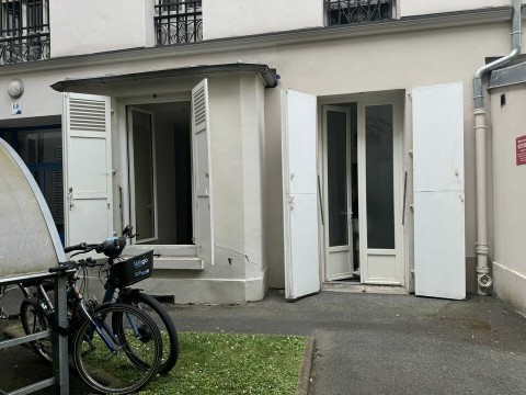 Vente Local commercial , 63 m2 à Paris 12ème (75012) en France