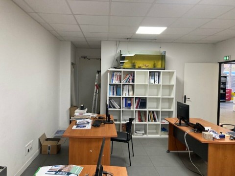 Vente Local commercial de 472 m2 à Paris 20ème (75020)