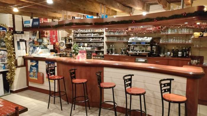 Vente Bar, tabac, FDJ, restaurant avec logement dans une zone fréquentée, à Moulins (35680) en France