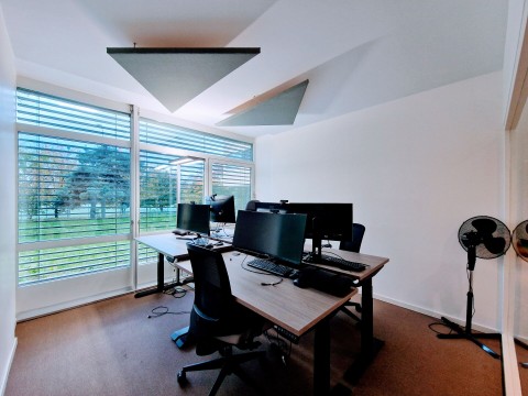 Vente Bureaux clés en main, modernes et lumineux, face au lac à Lausanne en Suisse