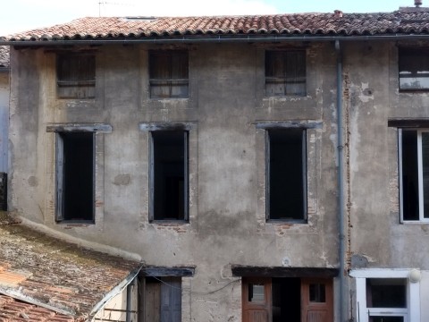 Vente Murs commerciaux, 330 m2 à Moissac (82200) en France