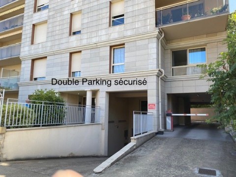 Vente Bureaux / Locaux professionnels, 190 m2 à Brive-la-Gaillarde (19100) en France