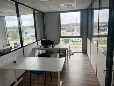 Vente Bureaux / Locaux professionnels, 1900 pi2 à Agen (47000) en France