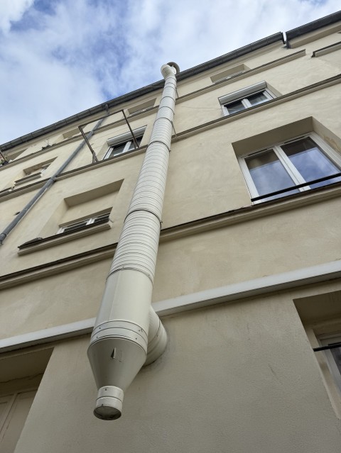 Vente Restaurant 30 couverts dans un quartier vivant, à Paris (75010) en France