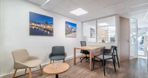 Vente Local commercial actuellement Bureaux / Locaux professionnels, 57 m2 sur un axe passant, à La Baule-Escoublac (44500)