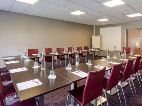 Vente Hôtel restaurant de 59 chambres avec salle de séminaire et parking à Creil (60100)