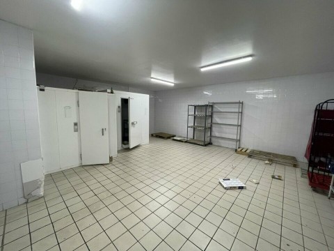 Vente Local commercial de 769 m2 à Montivilliers (76290)