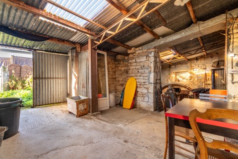 Vente Immeuble, 195 m2 proche de Saint-Savinien (17350) en France