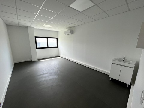 Vente Bureaux / Locaux professionnels, 25 m2 à Istres (13800)