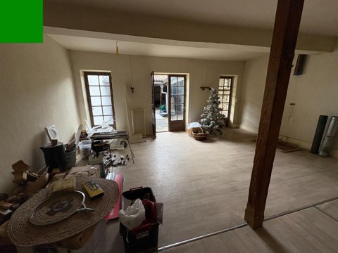 Vente Immeuble mixte de 300 m2 à Sauveterre-de-Guyenne en centre ville (33540)