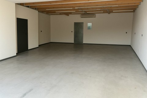 Vente Local d'activité / Entrepôt, 90 m2 à Saint-Rémy-de-Provence (13210)