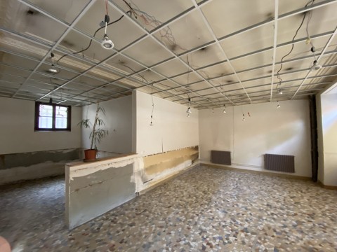 Vente Local commercial toutes activités sauf restauration  , 124 m2 à Clichy (92110)