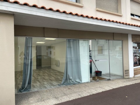Vente Local commercial de 50 m2 en plein centre ville, à Challans (85300)