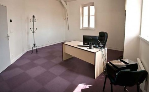 Vente Bureaux / Locaux professionnels, 1470 pi2 dans le Loiret (45) en France