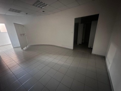 102.jpg
