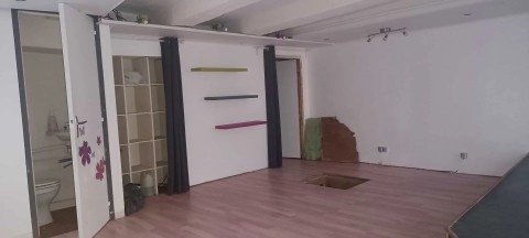 Vente Local commercial de 40 m2 pour de nombreux projets professionnels en plein centre ville de Pontivy (56300)