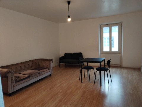 Vente Immeuble de rapport de 124 m2 dans le centre ville, à Lorrez-le-Bocage-Préaux (77710)
