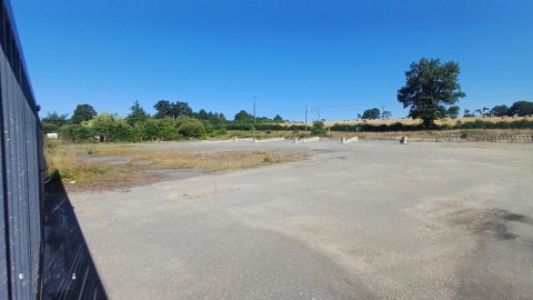 Vente Terrain d'activités de 5 364 m2 à Brée (53150)