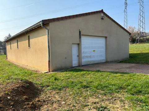 Vente Entrepôt de 245 m2 à Tournus (71700)