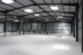 Vente Local commercial et industriel de 890 m2 dans une zone industrielle, à La Roche-sur-Yon (85000)