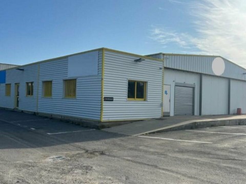 Vente Local commercial , 200 m2 à Langon (35660)