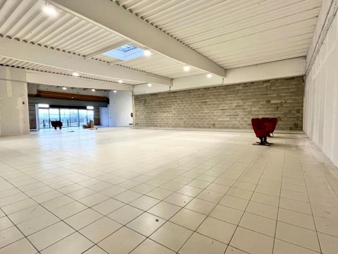 Vente Murs commerciaux de 338 m2 à Thourotte (60150)