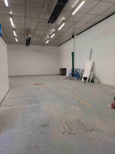 Vente Bureaux / Locaux professionnels, 2610 pi2 à Chambéry (73000) en France