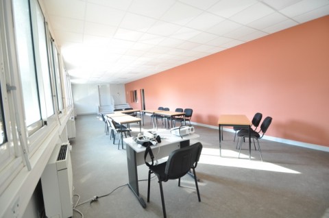 Vente Bureaux / Locaux professionnels, 1520 pi2 dans le Loiret (45) en France