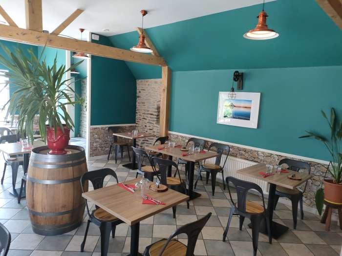 Vente Crêperie, restaurant, chambres près du Mont-Saint-Michel, à Courtils (50220)