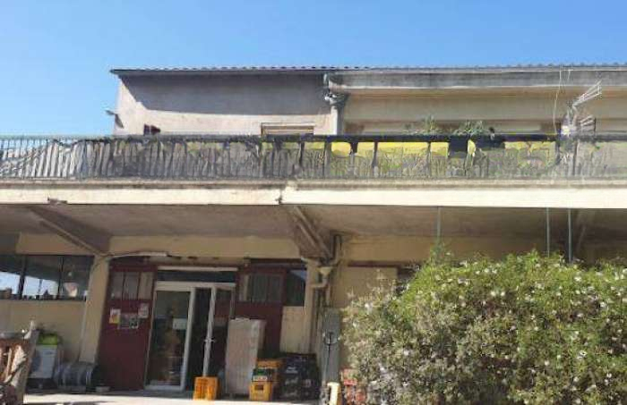Vente Supérette spécialisée dans la bière sur un emplacement N°1, proche de Clermont-l'Hérault (34800) en France