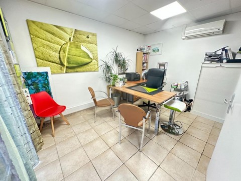 Vente Bureau professionnel de 35 m2 à Bouc-Bel-Air (13320)