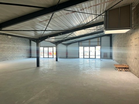 Vente Local commercial de 305 m2 à Libourne (33500)