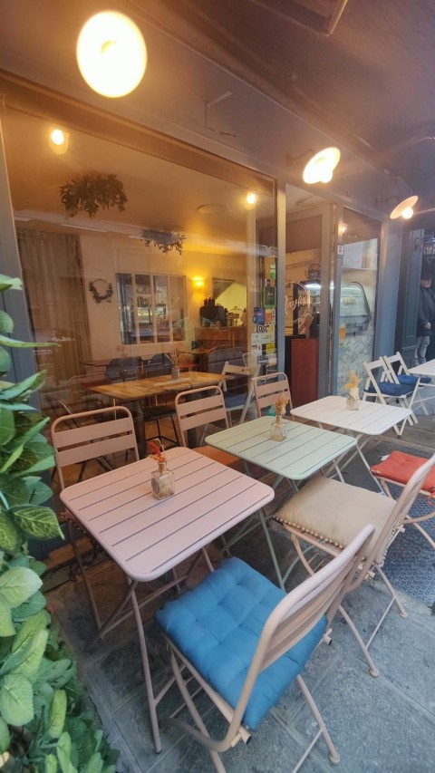 Vente Restaurant, Restauration rapide 16 couverts avec terrasse à Paris 2ème (75002) en France