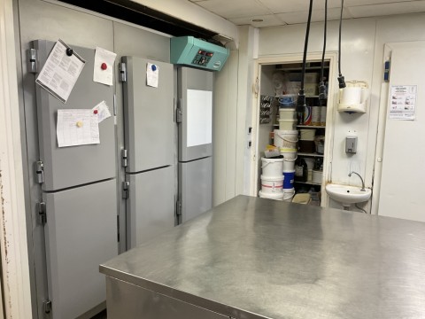 Vente Boulangerie - pâtisserie, 100% maison, matériel récent dans le Cher (18) en France