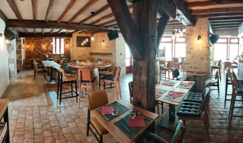 Vente Restaurant 65 couverts avec terrasse à Prissac (36370)