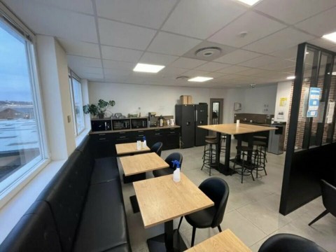 Vente Bureaux / Locaux professionnels, 462 m2 à Le Havre (76600) en France