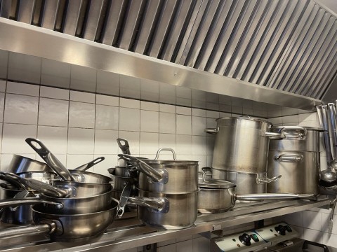 Vente Restaurant 30 couverts avec terrasse dans un quartier vivant, à Paris (75020) en France