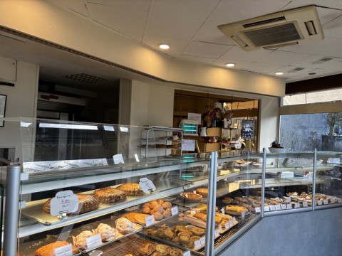 Vente Boulangerie, Pâtisserie, Sandwicherie / Snack sur un axe passant, à Blois (41000)