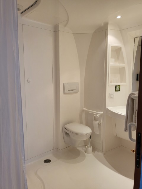 Vente Hôtel bureau 3* de 24 chambres à Niort (79000) en France