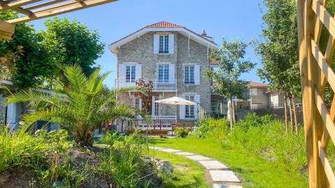Vente Gîte, Chambres d'hôtes, 500 m2 à la montagne, à Bayonne (64100)