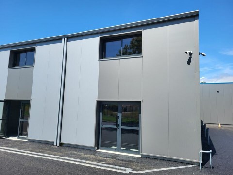 Vente Local d'activité / Entrepôt, 136 m2 à Saint-Brevin-les-Pins (44250)