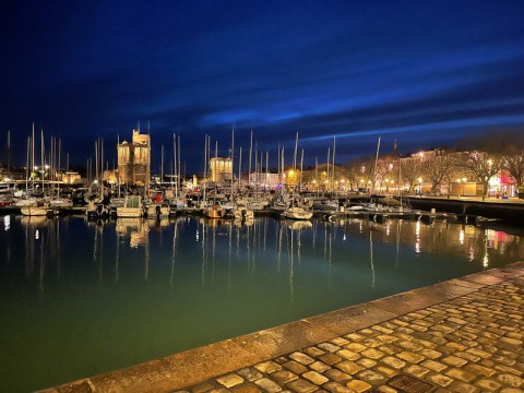 Vente Brasserie, Restaurant licence IV avec terrasse sur un emplacement N°1, à La Rochelle (17000)