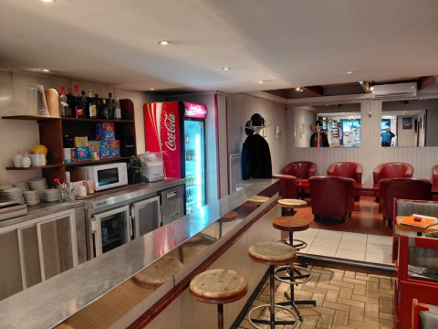 Vente Bar, Tabac, Loto sur un axe fréquenté, à Mussidan (24400)