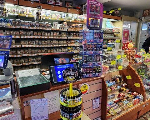 Vente Bar, Tabac, Loto, PMU, Presse 45 places avec terrasse près de Sablé-sur-Sarthe (72300)