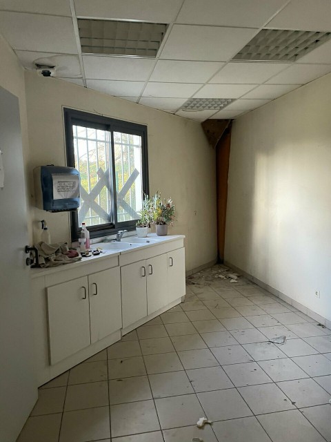 Vente Bâtiment d'activités de 845 m2 à Candé (49440)