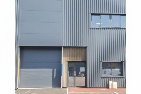 Vente Local d'activité de 124 m2 dans un village d'entreprises, à Vannes (56000)