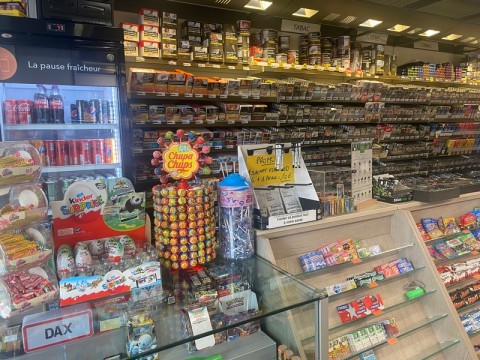 Vente Tabac, Presse, Loto, 760 pi2 dans une ville thermale dynamique, à Dax (40100) en France