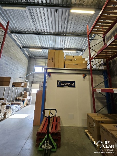 Vente Local d'activité de 290 m2 à Saint-Herblain (44800) en France